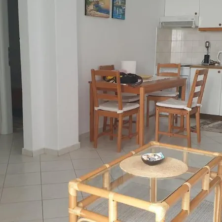 Nice Homely 2-Bedroom Apartment Close To The Beach Pefkochori Extérieur photo